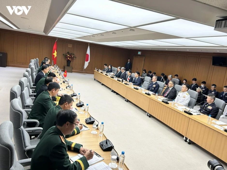 Phó Thủ tướng Phan Văn Giang hội đàm với Bộ trưởng Quốc phòng Nhật Bản Phó Thủ tướng Phan Văn Giang hội đàm với Bộ trưởng Quốc phòng Nhật Bản