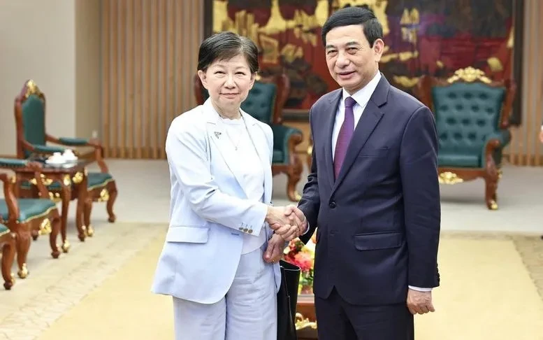 Phó Thủ tướng Phan Văn Giang tiếp Phó Tổng Thư ký Liên Hợp Quốc Izumi Nakamitsu Phó Thủ tướng Phan Văn Giang tiếp Phó Tổng Thư ký Liên Hợp Quốc Izumi Nakamitsu