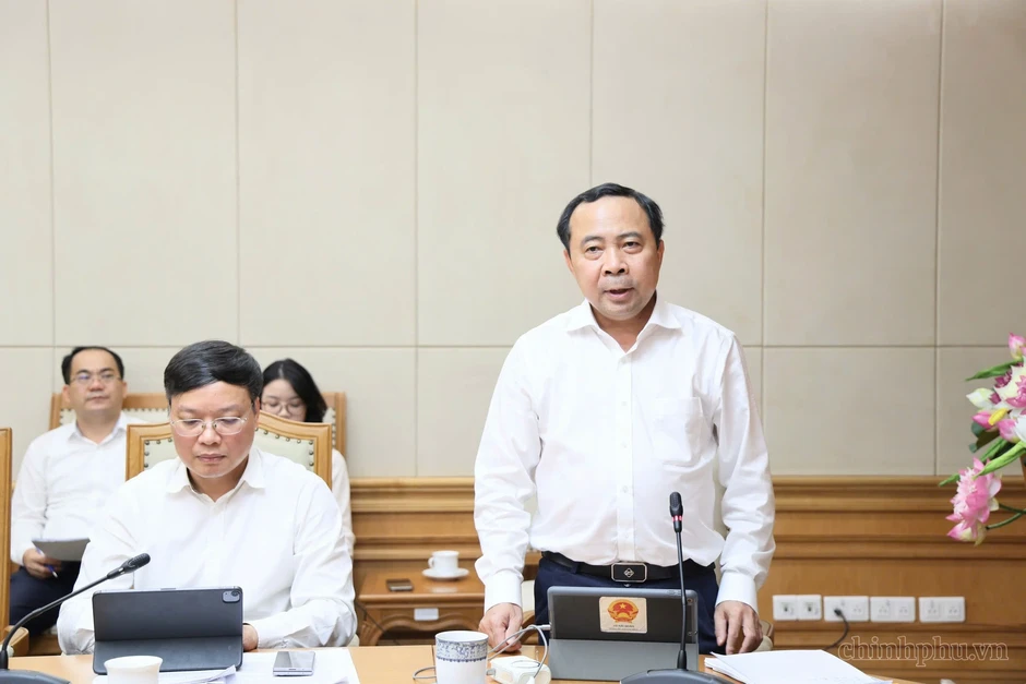 Phó Thủ tướng: "Không nên đặt nặng thu hút nhân tài vào cơ quan Nhà nước" Phó Thủ tướng: "Không nên đặt nặng thu hút nhân tài vào cơ quan Nhà nước"