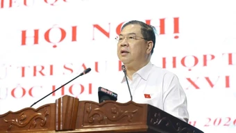 Phó Thủ tướng Thường trực Chính phủ tiếp xúc cử tri Hà Tĩnh
