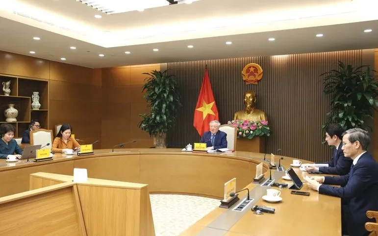 Phó Thủ tướng Thường trực Nguyễn Hòa Bình điện đàm với nguyên Phó Thủ tướng Singapore Vương Thụy Kiệt Phó Thủ tướng Thường trực Nguyễn Hòa Bình điện đàm với nguyên Phó Thủ tướng Singapore Vương Thụy Kiệt