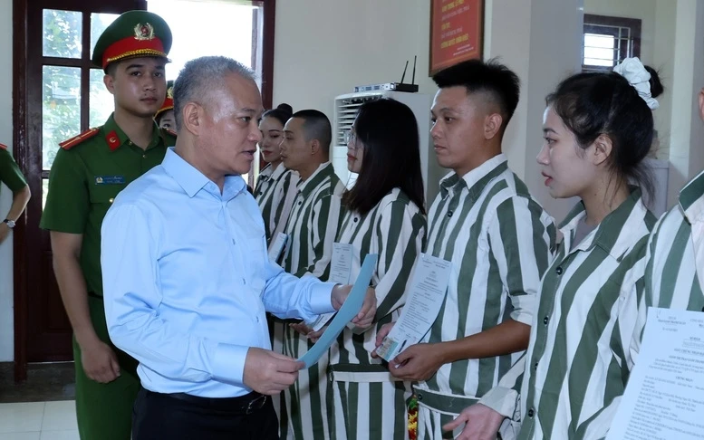 Phó Thủ tướng Thường trực Phạm Gia Túc dự lễ công bố quyết định đặc xá năm 2026 Phó Thủ tướng Thường trực Phạm Gia Túc dự lễ công bố quyết định đặc xá năm 2026