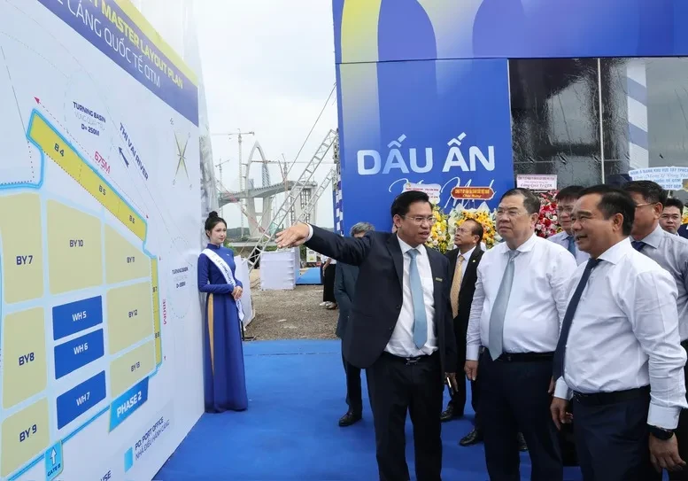 Phó Thủ tướng Thường trực Phạm Gia Túc dự lễ khởi công dự án cảng biển thuộc Cụm cảng nước sâu Cái Mép - Thị Vải