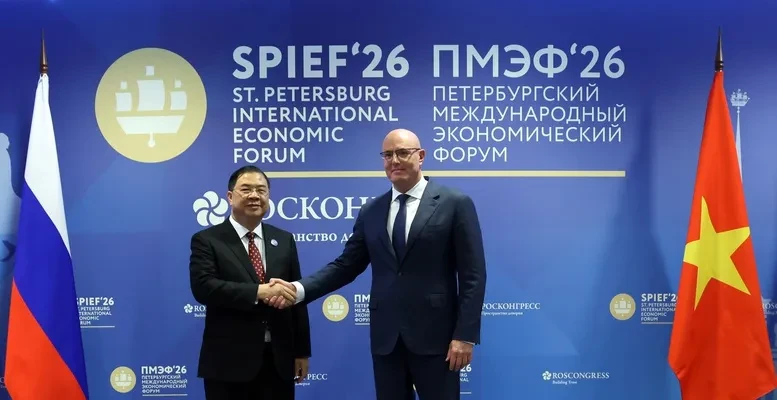 Phó Thủ tướng Thường trực Phạm Gia Túc làm việc với Phó Thủ tướng Chernyshenko