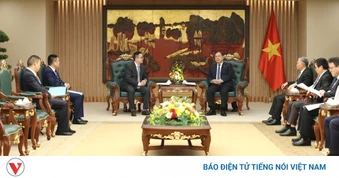 Phó Thủ tướng Thường trực  tiếp Chủ tịch Tập đoàn Khoa học kim loại Yongjin