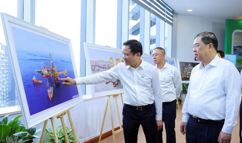 Phó Thủ tướng Thường trực yêu cầu đảm bảo an ninh năng lượng quốc gia Phó Thủ tướng Thường trực yêu cầu đảm bảo an ninh năng lượng quốc gia