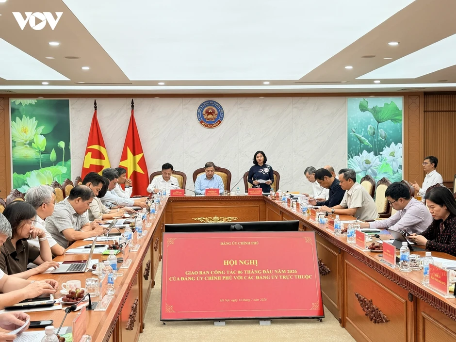 Phó Thủ tướng yêu cầu tiếp tục cắt giảm phân cấp và đơn giản thủ tục hành chính Phó Thủ tướng yêu cầu tiếp tục cắt giảm phân cấp và đơn giản thủ tục hành chính