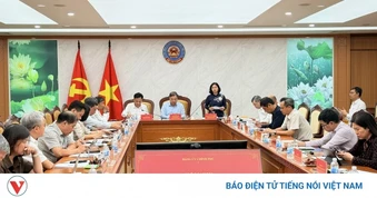 Phó Thủ tướng yêu cầu tiếp tục cắt giảm phân cấp và đơn giản thủ tục hành chính