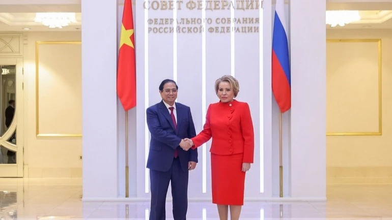 Phối hợp giám sát triển khai các thỏa thuận đã đạt được giữa hai chính phủ Việt Nam và Liên bang Nga Phối hợp giám sát triển khai các thỏa thuận đã đạt được giữa hai chính phủ Việt Nam và Liên bang Nga
