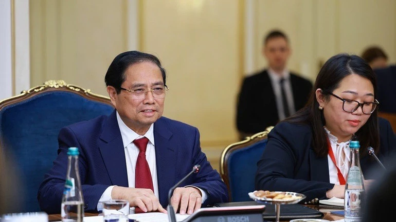 Phối hợp giám sát triển khai các thỏa thuận đã đạt được giữa hai chính phủ Việt Nam và Liên bang Nga Phối hợp giám sát triển khai các thỏa thuận đã đạt được giữa hai chính phủ Việt Nam và Liên bang Nga