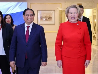 Phối hợp giám sát triển khai các thỏa thuận đã đạt được giữa hai chính phủ Việt Nam và Liên bang Nga