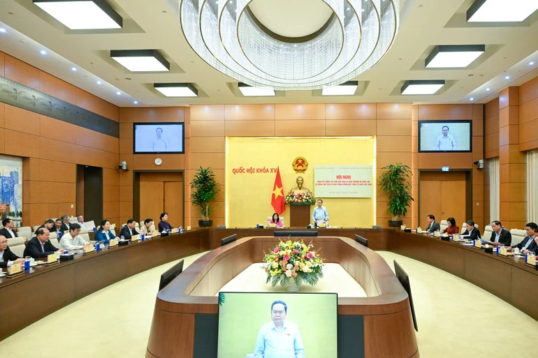 Phối hợp hiệu quả, thực chất trong lĩnh vực lập pháp, giám sát hướng về cơ sở Phối hợp hiệu quả, thực chất trong lĩnh vực lập pháp, giám sát hướng về cơ sở