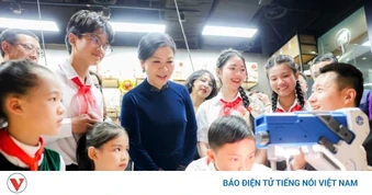 Phu nhân Ngô Phương Ly thăm Trung tâm Tống Khánh Linh tại Bắc Kinh, Trung Quốc