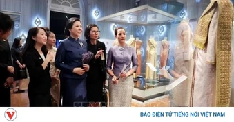 Phu nhân Tổng Bí thư, Chủ tịch nước thăm bảo tàng ở Bangkok, Thái Lan