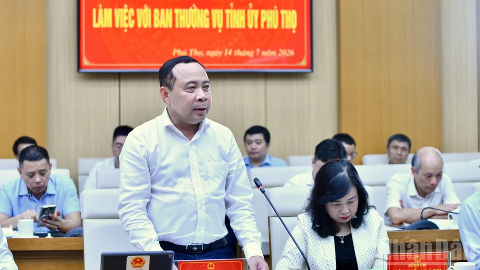Phú Thọ khắc phục điểm nghẽn về hạ tầng, phấn đấu trở thành “thủ phủ” công nghiệp của cả nước Phú Thọ khắc phục điểm nghẽn về hạ tầng, phấn đấu trở thành “thủ phủ” công nghiệp của cả nước