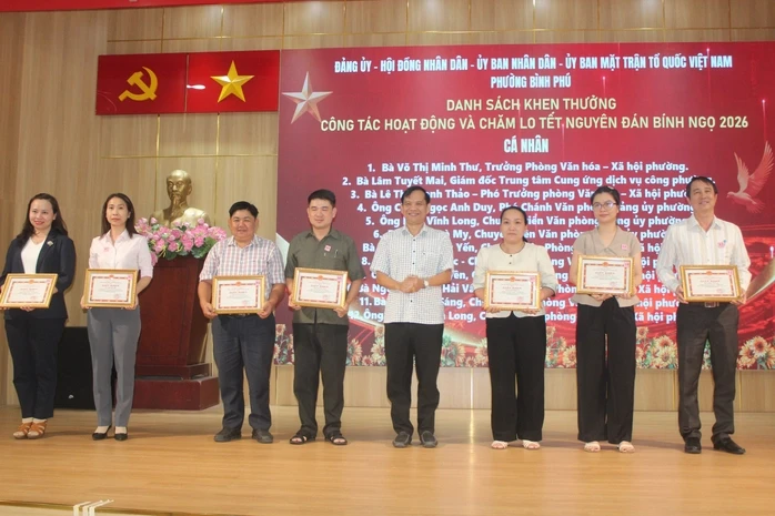 Phường Bình Phú tập trung hoàn thiện bộ máy Phường Bình Phú tập trung hoàn thiện bộ máy