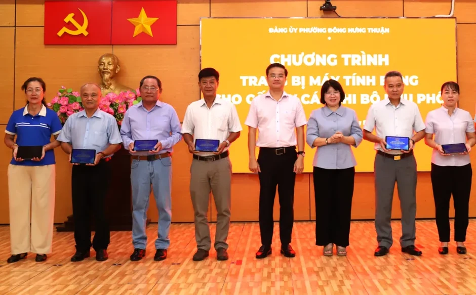 Phường Đông Hưng Thuận tập huấn nghiệp vụ công tác Đảng cho cán bộ khu phố Phường Đông Hưng Thuận tập huấn nghiệp vụ công tác Đảng cho cán bộ khu phố