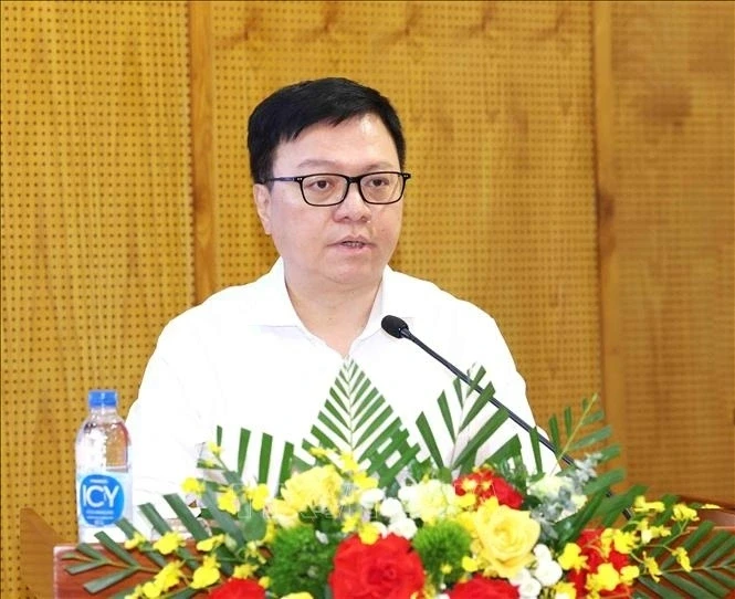 Quan điểm về báo chí trong văn kiện Đại hội: “Chuyên nghiệp, nhân văn, hiện đại" Quan điểm về báo chí trong văn kiện Đại hội: “Chuyên nghiệp, nhân văn, hiện đại"