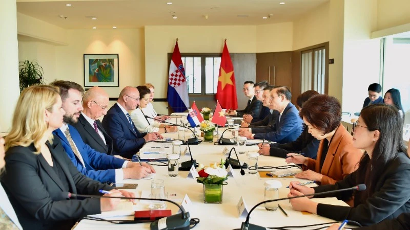 Quan hệ Việt Nam-Croatia còn nhiều dư địa và tiềm năng phát triển Quan hệ Việt Nam-Croatia còn nhiều dư địa và tiềm năng phát triển