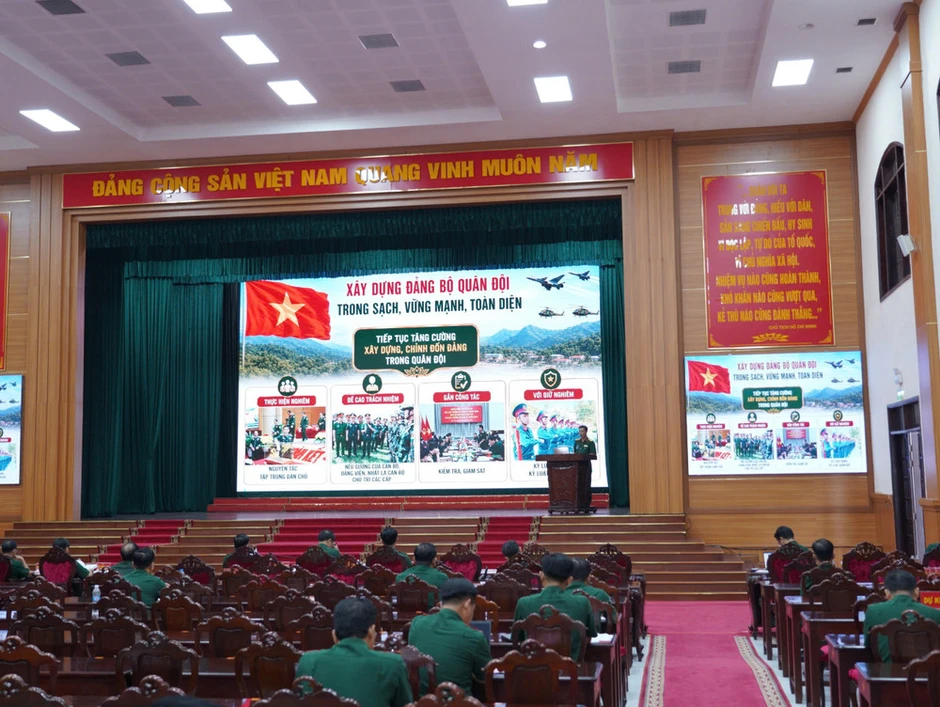 Quân khu 9 chú trọng bồi dưỡng, rèn luyện đội ngũ báo cáo viên Quân khu 9 chú trọng bồi dưỡng, rèn luyện đội ngũ báo cáo viên