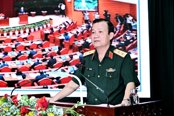 Quân khu 9 thông báo nhanh kết quả Hội nghị lần thứ 2 Ban Chấp hành Trung ương khóa XIV Quân khu 9 thông báo nhanh kết quả Hội nghị lần thứ 2 Ban Chấp hành Trung ương khóa XIV