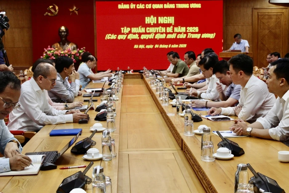 Quán triệt điểm mới trong quy định, hướng dẫn thi hành Điều lệ Đảng Quán triệt điểm mới trong quy định, hướng dẫn thi hành Điều lệ Đảng