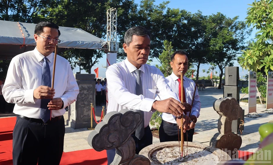 Quảng Ngãi: Dâng hương kỷ niệm 150 năm Ngày sinh cụ Huỳnh Thúc Kháng