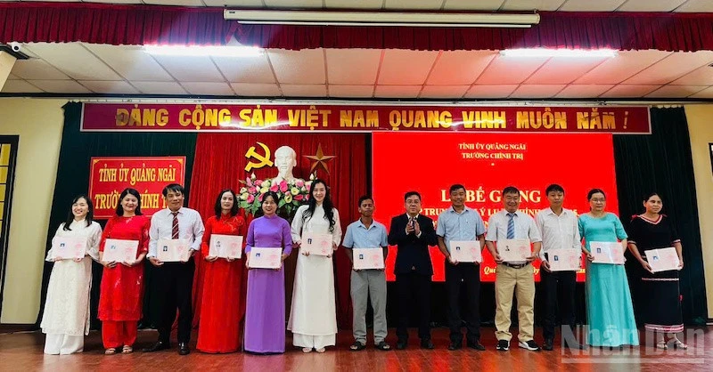 Quảng Ngãi: Nâng cao chất lượng đội đào tạo lý luận chính trị Quảng Ngãi: Nâng cao chất lượng đội đào tạo lý luận chính trị