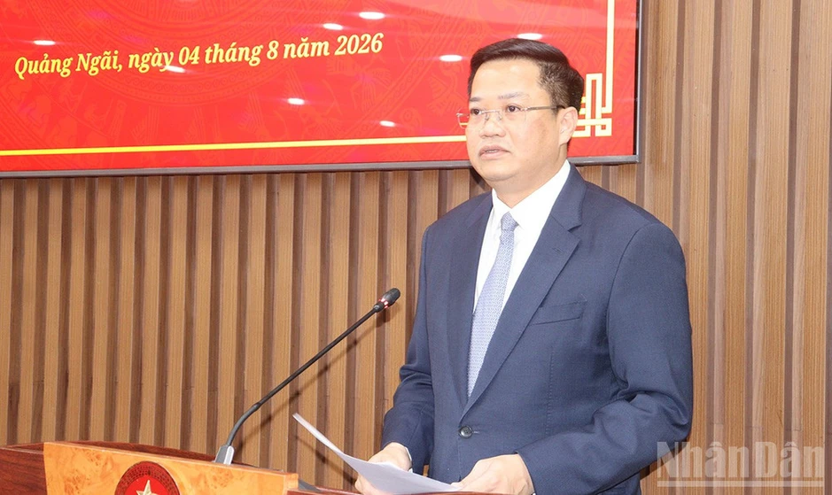 Quảng Ngãi: Trao Huân chương Lao động cho 4 đồng chí nguyên lãnh đạo tỉnh Quảng Ngãi: Trao Huân chương Lao động cho 4 đồng chí nguyên lãnh đạo tỉnh
