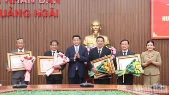 Quảng Ngãi: Trao Huân chương Lao động cho 4 đồng chí nguyên lãnh đạo tỉnh