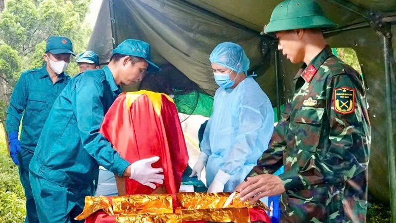 Quảng Ninh: Một trong những địa phương đầu tiên trong cả nước hoàn thành lấy mẫu hài cốt liệt sĩ Quảng Ninh: Một trong những địa phương đầu tiên trong cả nước hoàn thành lấy mẫu hài cốt liệt sĩ
