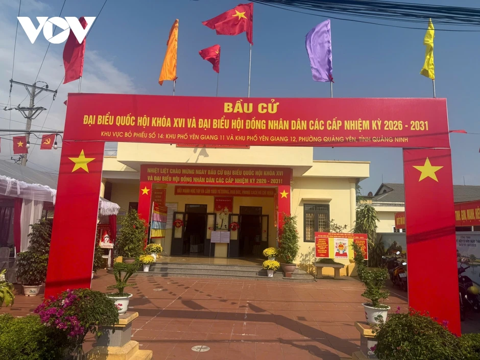 Quảng Ninh: Tuyên truyền bầu cử tới ngư dân, sẵn sàng cho ngày hội lớn