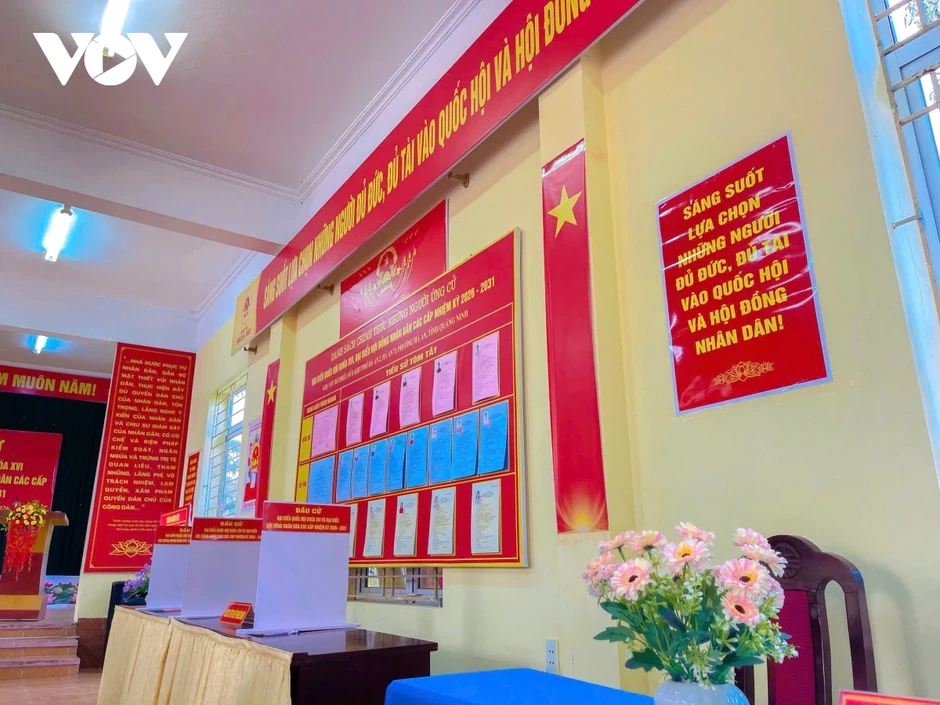 Quảng Ninh: Tuyên truyền bầu cử tới ngư dân, sẵn sàng cho ngày hội lớn