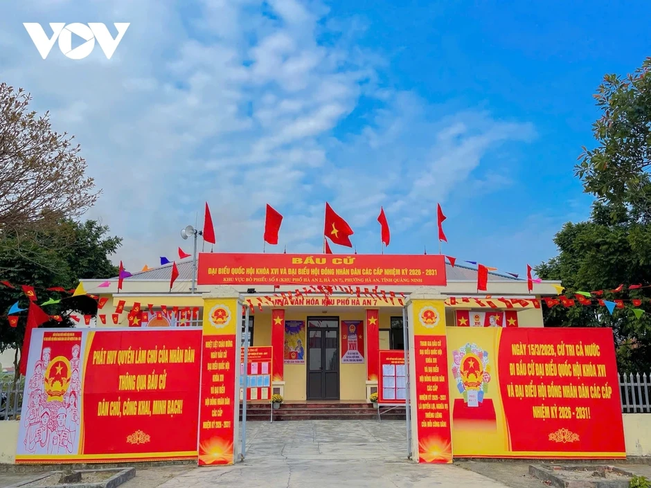 Quảng Ninh: Tuyên truyền bầu cử tới ngư dân, sẵn sàng cho ngày hội lớn