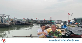 Quảng Ninh: Tuyên truyền bầu cử tới ngư dân, sẵn sàng cho ngày hội lớn