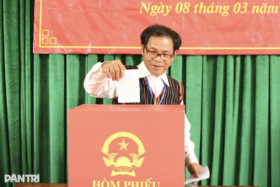 Quảng Trị công bố danh sách 62 người trúng cử đại biểu HĐND tỉnh Quảng Trị công bố danh sách 62 người trúng cử đại biểu HĐND tỉnh