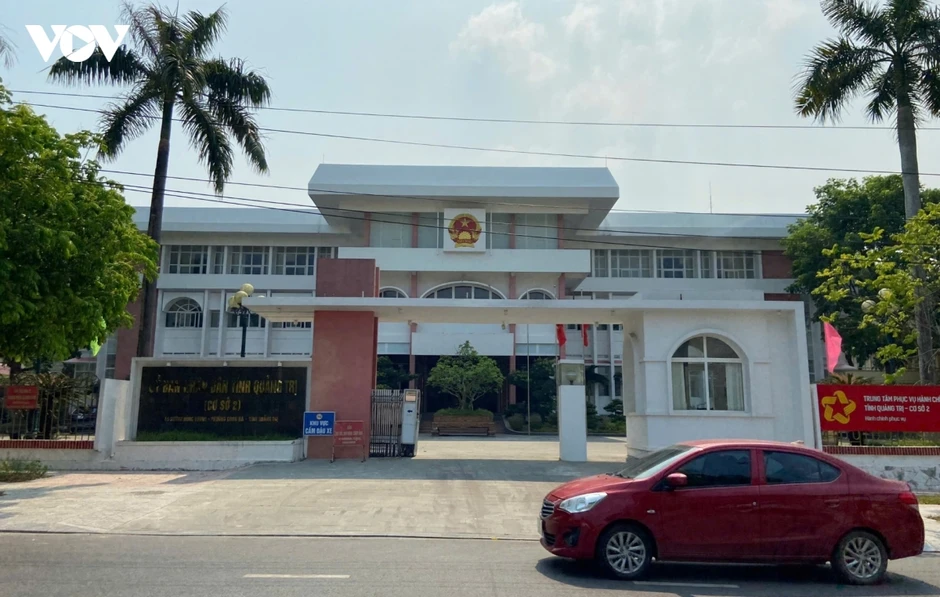Quảng Trị đưa cán bộ về làm việc tại trung tâm hành chính - chính trị tỉnh Quảng Trị đưa cán bộ về làm việc tại trung tâm hành chính - chính trị tỉnh
