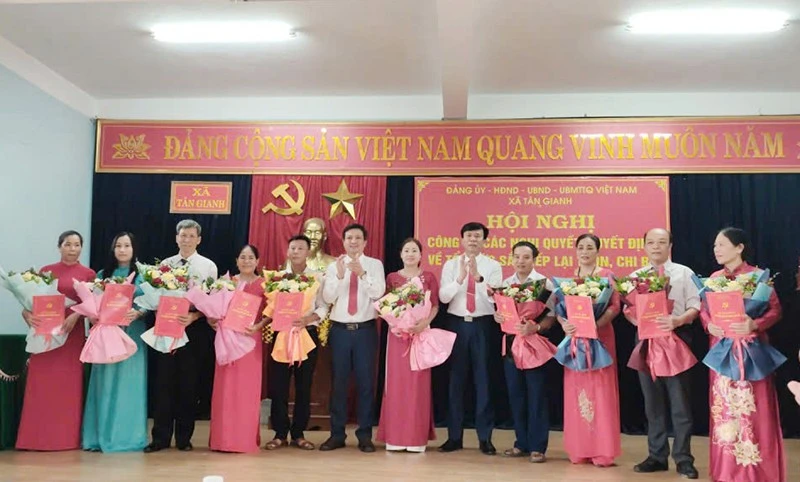 Quảng Trị sắp xếp thôn, tổ dân phố tạo đà phát triển từ cơ sở Quảng Trị sắp xếp thôn, tổ dân phố tạo đà phát triển từ cơ sở