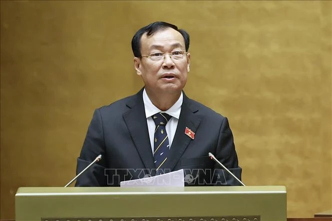 Quốc hội họp nghe trình bày tờ trình về 2 dự án luật Quốc hội họp nghe trình bày tờ trình về 2 dự án luật