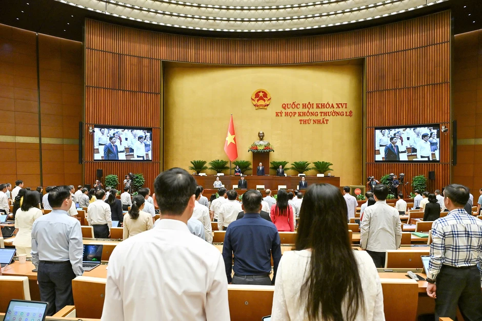Quốc hội mặc niệm tưởng nhớ Chủ tịch Quốc hội Lào Xaysomphone Phomvihane Quốc hội mặc niệm tưởng nhớ Chủ tịch Quốc hội Lào Xaysomphone Phomvihane