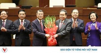 Quốc hội phê chuẩn 6 Phó Thủ tướng và các bộ trưởng, trưởng ngành