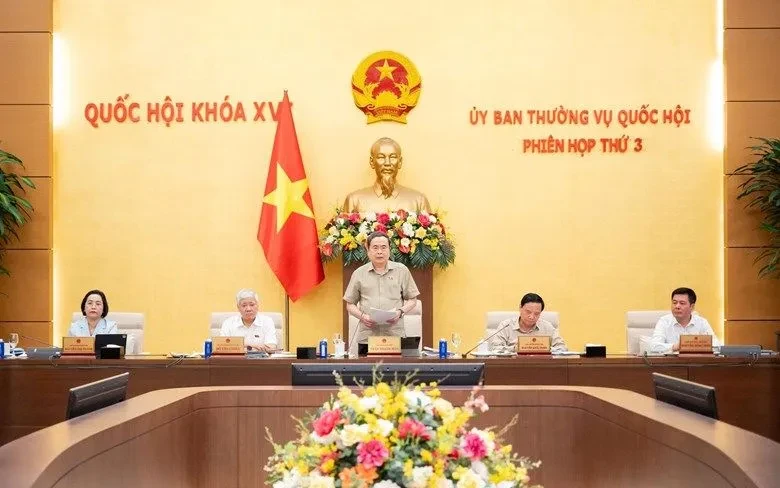 Quốc hội tổ chức kỳ họp không thường lệ vào tháng 8 Quốc hội tổ chức kỳ họp không thường lệ vào tháng 8