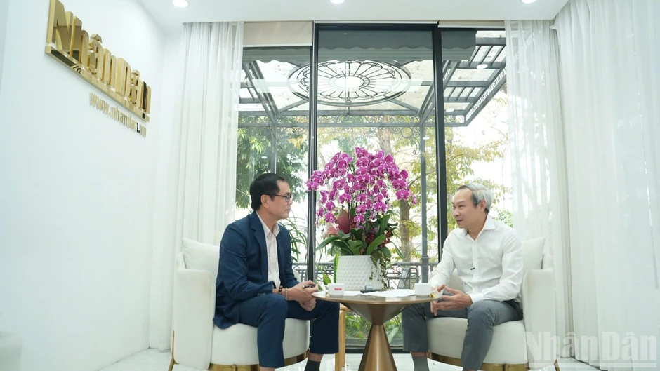 Quốc hội ứng dụng số để nâng cao hiệu quả thể chế, đồng hành hỗ trợ người dân và doanh nghiệp Quốc hội ứng dụng số để nâng cao hiệu quả thể chế, đồng hành hỗ trợ người dân và doanh nghiệp