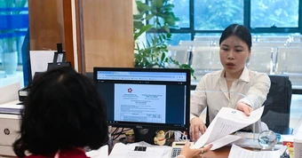 Quy định chuyển tiếp mới về xét thăng hạng viên chức