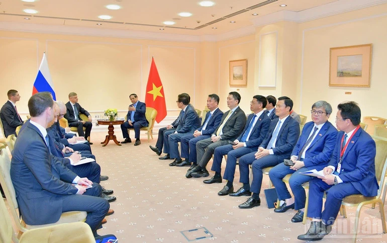 Quyết liệt, thúc đẩy hợp tác đường sắt mạnh mẽ giữa Việt Nam và Liên bang Nga Quyết liệt, thúc đẩy hợp tác đường sắt mạnh mẽ giữa Việt Nam và Liên bang Nga