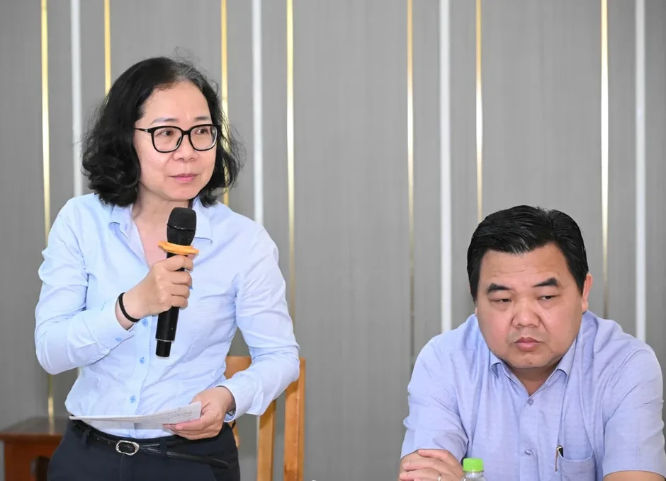 Rà soát, sắp xếp để nâng cao hiệu quả hoạt động của các đơn vị kinh tế Đảng Rà soát, sắp xếp để nâng cao hiệu quả hoạt động của các đơn vị kinh tế Đảng