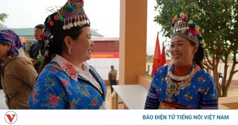 Rực rỡ sắc màu bầu cử vùng biên Thanh Hóa: Cử tri gửi trọn niềm tin vào lá phiếu