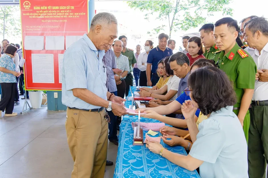 Sẵn sàng cho ngày hội non sông Sẵn sàng cho ngày hội non sông