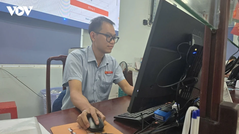 Sáng kiến trong vận hành chính quyền hai cấp ở TP.HCM Sáng kiến trong vận hành chính quyền hai cấp ở TP.HCM