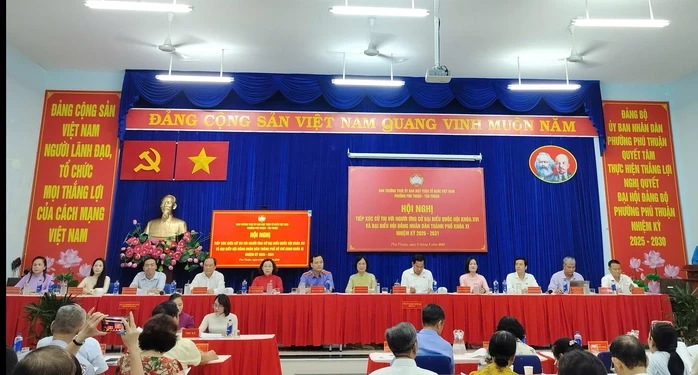 Sắp xếp, sử dụng hiệu quả tài sản công; tăng cường chăm sóc sức khỏe nhân dân Sắp xếp, sử dụng hiệu quả tài sản công; tăng cường chăm sóc sức khỏe nhân dân